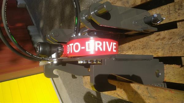 Grote foto quick hitch adapter roto drive passend aan weidemann shovels doe het zelf en verbouw aanbouwdelen