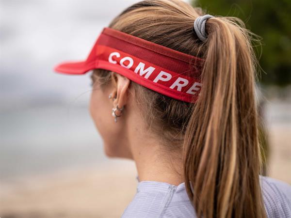 Grote foto compressport visor ultralight red per stuk sport en fitness loopsport en atletiek