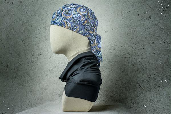 Grote foto twee kopftuch bandanas. hoofdsjaal. a bw kleding heren hoeden en petten