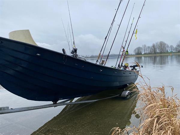 Grote foto visboot van degelijke zweedse makelij van het merk uttern. watersport en boten overige watersport en boten