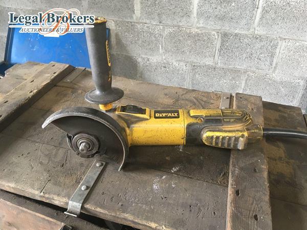 Grote foto dewalt d28136 qs haakse slijptol doe het zelf en verbouw gereedschappen en machines