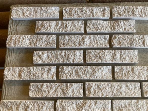 Grote foto witte kalkzand strips doe het zelf en verbouw metselstenen