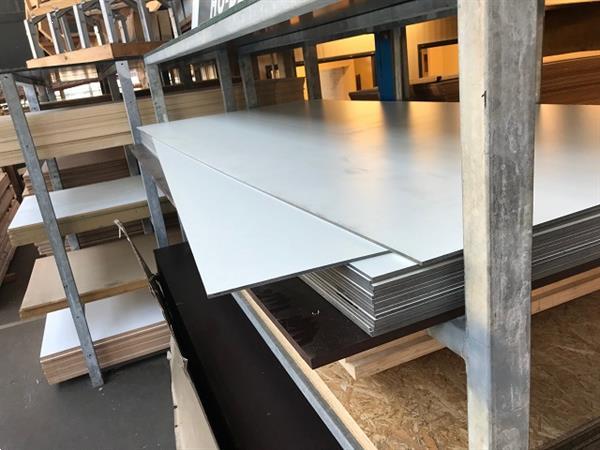 Grote foto volkern platen wit 6mm dik doe het zelf en verbouw platen en panelen