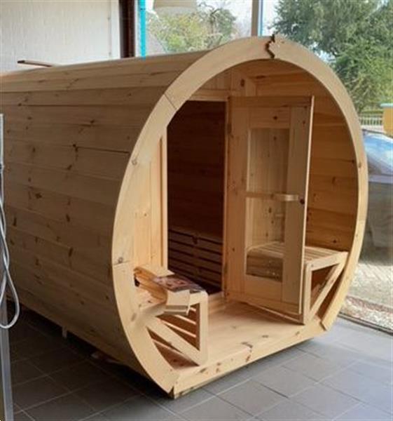 Grote foto schoener yukon cedar barrelsauna met veranda beauty en gezondheid sauna