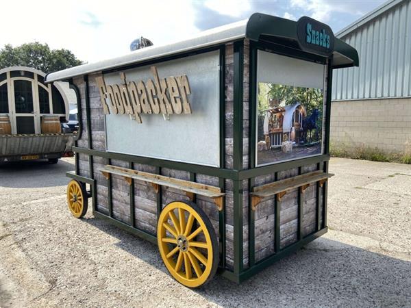Grote foto foodtruck foodtrailer frietwagen verkoopwagen koets uniek witgoed en apparatuur algemeen