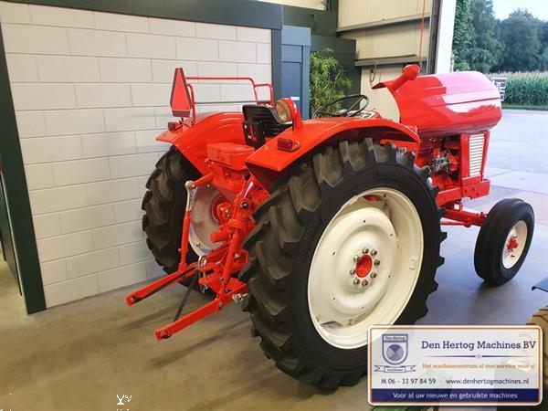 Grote foto nuffield oldtimer tractor trekker aftakas hefinrichting doe het zelf en verbouw gereedschappen en machines