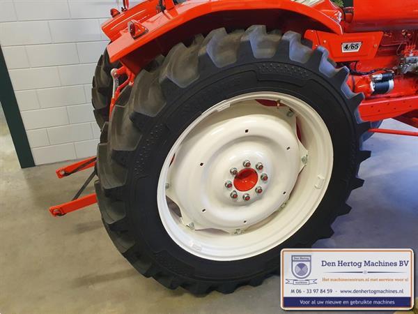 Grote foto nuffield oldtimer tractor trekker aftakas hefinrichting doe het zelf en verbouw gereedschappen en machines