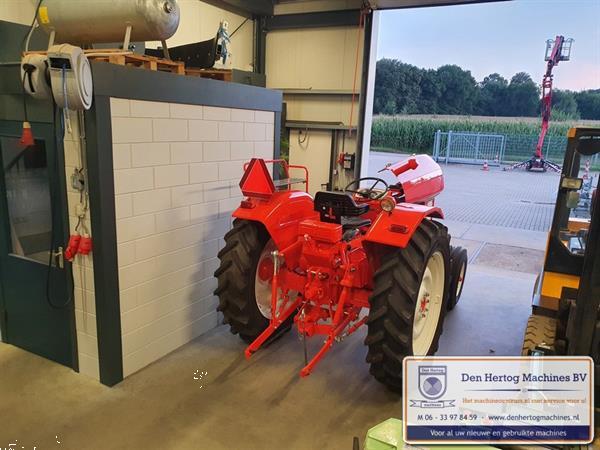 Grote foto nuffield oldtimer tractor trekker aftakas hefinrichting doe het zelf en verbouw gereedschappen en machines