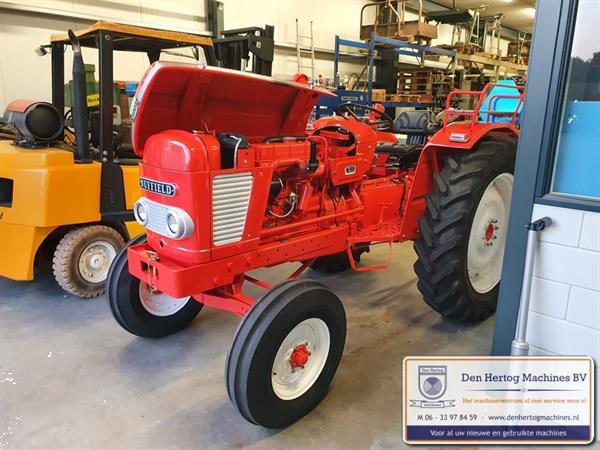 Grote foto nuffield oldtimer tractor trekker aftakas hefinrichting doe het zelf en verbouw gereedschappen en machines