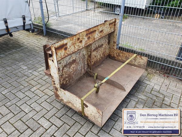 Grote foto grondbak trekker tractor bak voor achter de trekker doe het zelf en verbouw onderdelen en accessoires