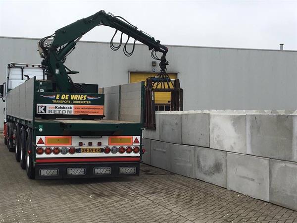 Grote foto stelconplaat betonplaat legoblok betonblok agrarisch tuinbouw