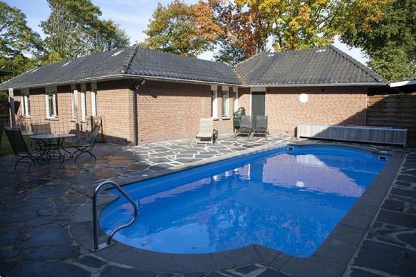 Grote foto 18 persoons accommodatie met wellness vakantie nederland midden