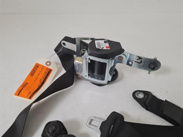 Grote foto veiligheidsgordel links voor opel agila 2002 15550 auto onderdelen overige auto onderdelen