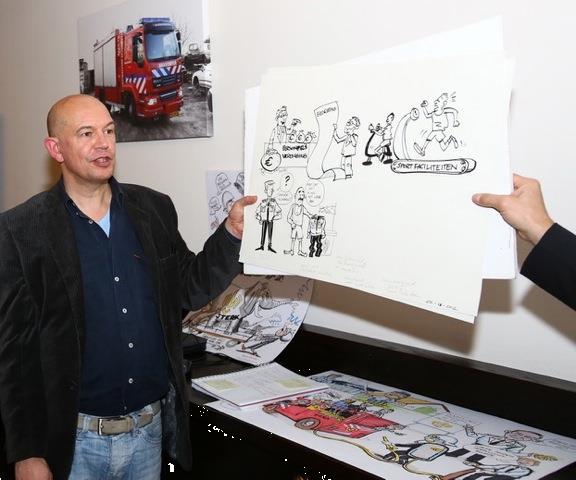 Grote foto cartoonist sneltekenaar diensten en vakmensen bedrijfsuitjes