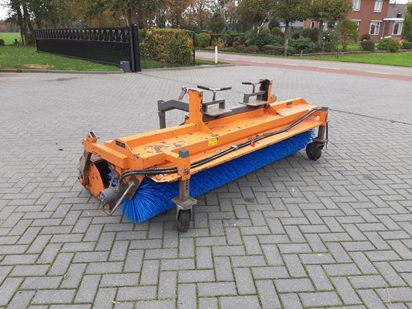 Grote foto bema 25 heftruckveegmachine 2 30 agrarisch shovels