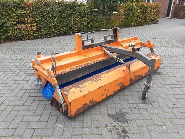 Grote foto bema 25 heftruckveegmachine 2 30 agrarisch shovels