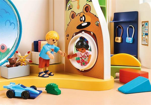 Grote foto playmobil city life 70280 kinderdagverblijf de regenboog kinderen en baby duplo en lego