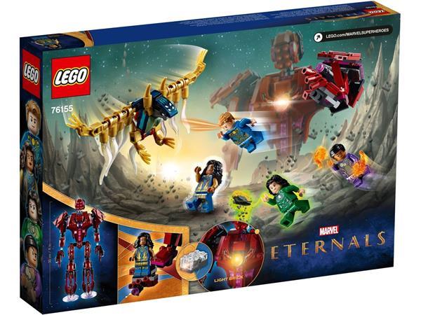 Grote foto lego super heroes marvel 76155 eternals in de schaduw van a kinderen en baby duplo en lego