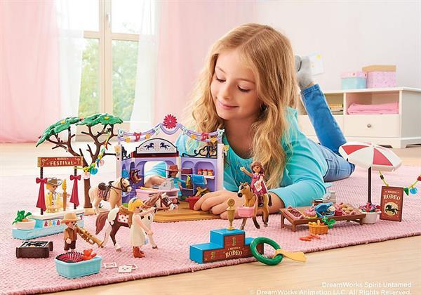 Grote foto playmobil spirit 70694 miradero festival kinderen en baby duplo en lego