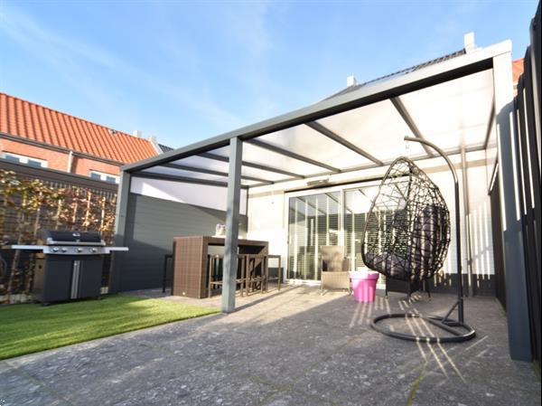 Grote foto greenline xxl veranda 1300x300 cm polycarbonaat dak tuin en terras tegels en terrasdelen