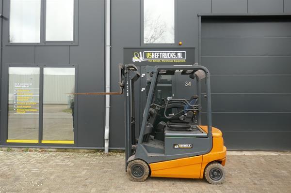 Grote foto vs 20605 elektrische heftruck still r60 16n freelift agrarisch heftrucks
