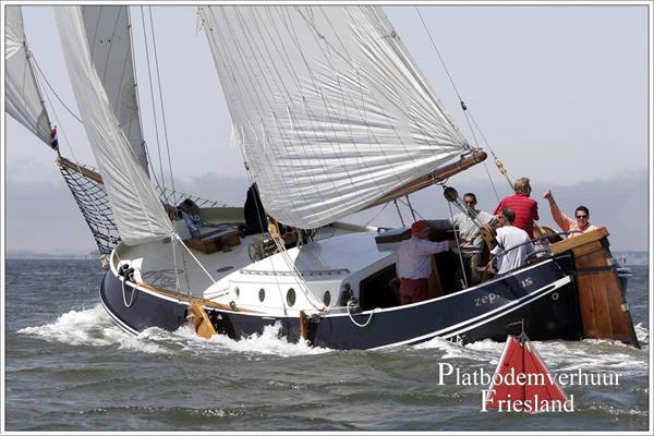 Grote foto lemsteraken en andere platbodems te huur watersport en boten platbodems