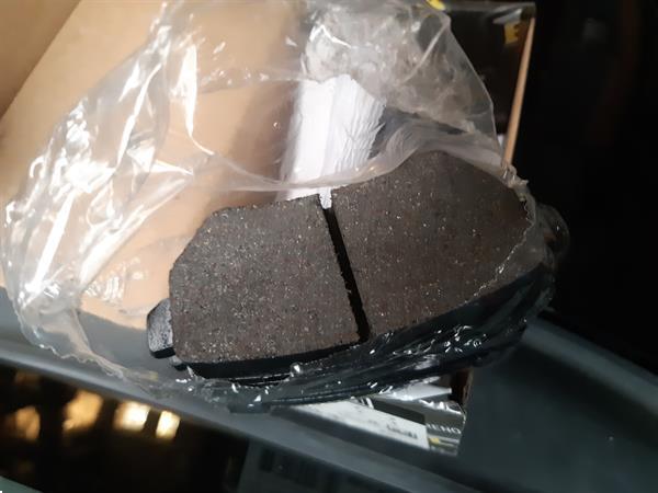 Grote foto 2 nwe remblokken achteras voor zafira a b astra auto onderdelen remdelen