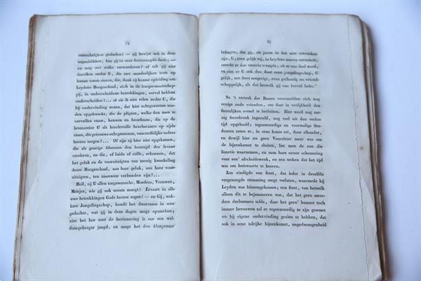 Grote foto gedenkboek der feestelijke vereeniging van oud studenten der boeken geschiedenis wereld