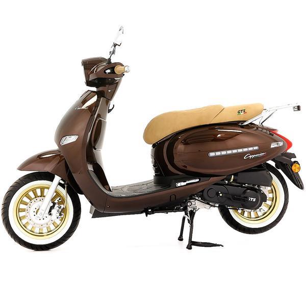 Grote foto gts cappucino havana brown bij central scooters kopen 239 fietsen en brommers scooters