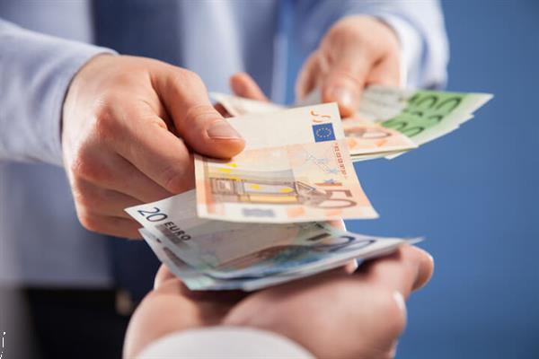 Grote foto snelle financieringsaanbieding diensten en vakmensen geld en leningen