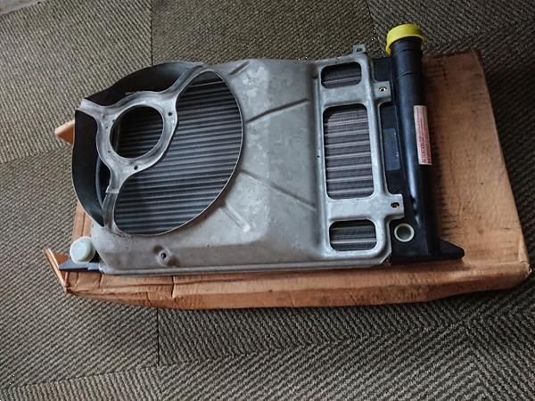 Grote foto radiateur voor audi b2 auto onderdelen oldtimer parts en accessory