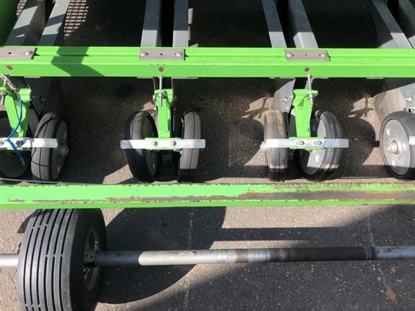 Grote foto zema bt5 slaplantmachine met 5 rijen agrarisch zaaimachines
