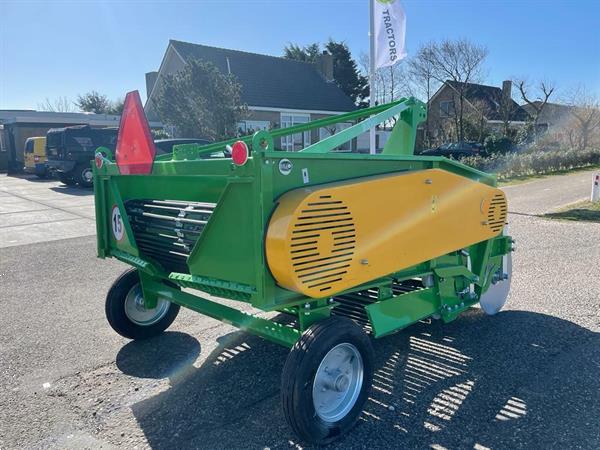 Grote foto potato harvester agrarisch aardappelpootmachines