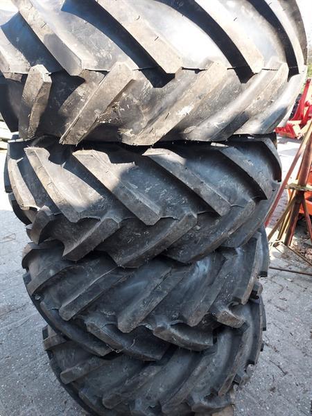 Grote foto bandenset bkt 4x 12 5 80 18 agrarisch wielen