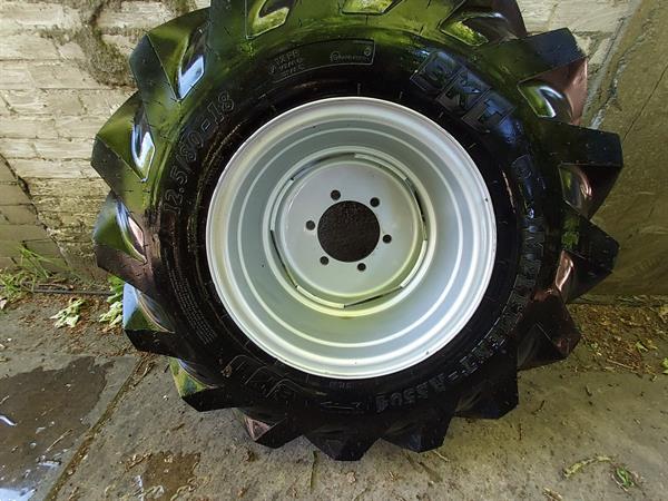 Grote foto bandenset bkt 4x 12 5 80 18 agrarisch wielen