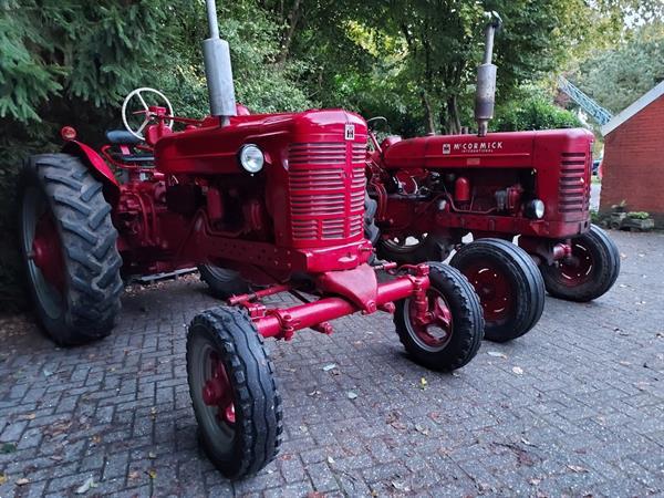 Grote foto porsche farmall fcd diesel mc cormick deering vierzon agrarisch tractoren oldtimers