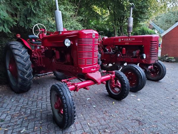 Grote foto farmall 100 fcd diesel mc cormick deering vierzon agrarisch tractoren oldtimers