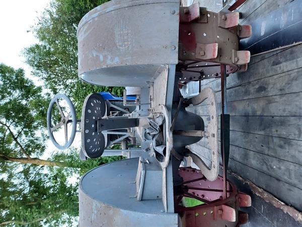 Grote foto porsche farmall fcd diesel mc cormick deering vierzon agrarisch tractoren oldtimers