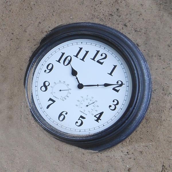 Grote foto buitenklok met weerstation huis en inrichting klokken