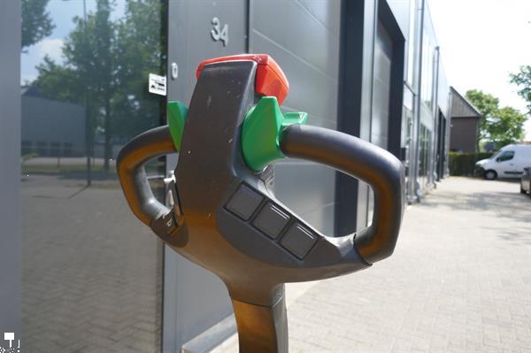 Grote foto vs 20744 elektrische stapelaar jungheinrich 4.250mm freelift doe het zelf en verbouw hefwerktuigen