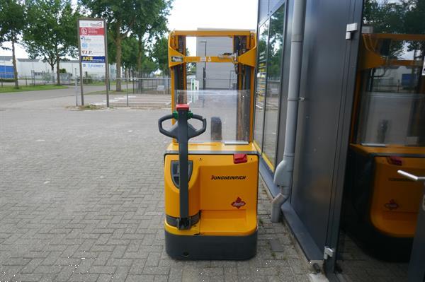 Grote foto vs 20758 elektrische stapelaar jungheinrich triplex doe het zelf en verbouw hefwerktuigen