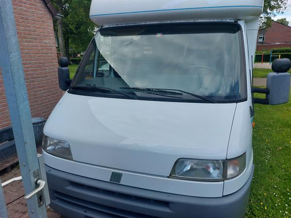 Grote foto camper fiat ducato met burstnercamper caravans en kamperen campers