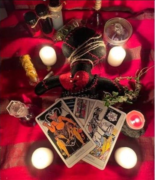Grote foto voodoo rituelen van zwarte en witte magie diensten en vakmensen alternatieve geneeskunde en spiritualiteit