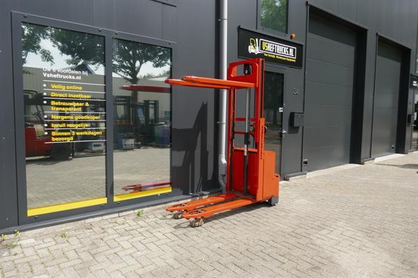 Grote foto vs 20791 elektrische stapelaar doosan intiele lift 1720mm doe het zelf en verbouw hefwerktuigen