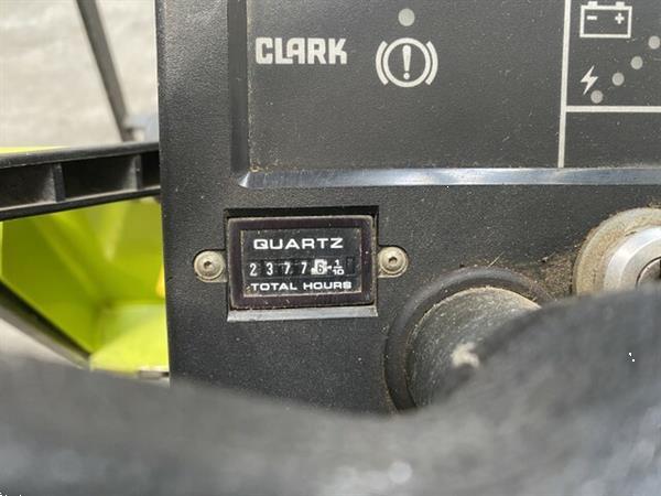 Grote foto 1994 clark elektrische heftruck 1600kg triplex mast 427cm side shift agrarisch heftrucks