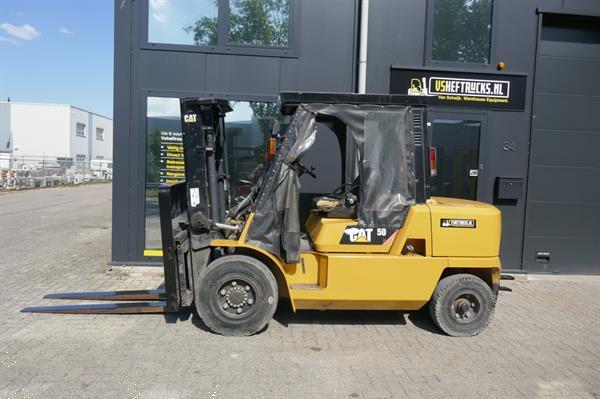 Grote foto vs 20799 diesel heftruck caterpillar 5 ton 3.000mm bj2008 agrarisch heftrucks