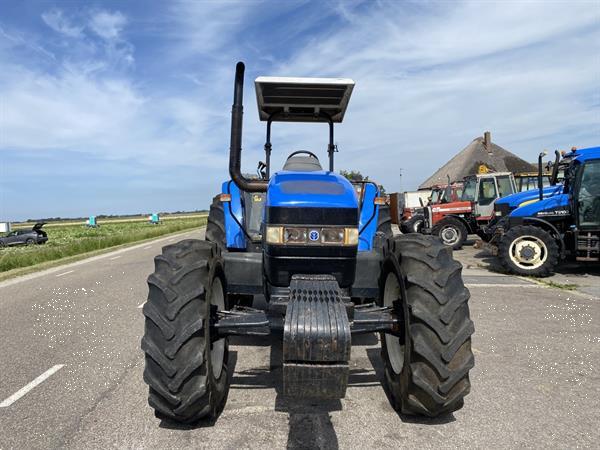 Grote foto new holland tm 150 agrarisch tractoren