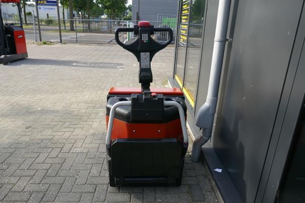 Grote foto vs 20794 elektrische palletwagen bt 2.000kg accu 2015 doe het zelf en verbouw hefwerktuigen