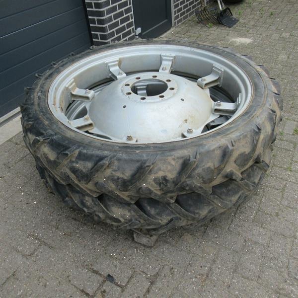 Grote foto cultuurwielen 9 5 r44 grote zf steek agrarisch wielen