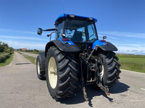 Grote foto new holland tm 175 agrarisch tractoren